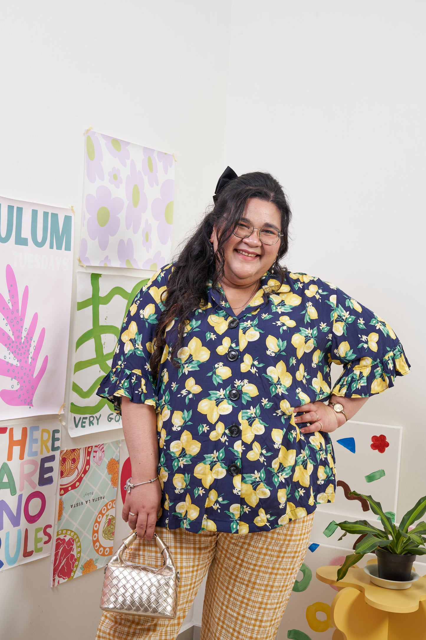 Full styled look with Buttoned Belle Blouse in Lemon Dream, paired with Flutter Flair Pants in Lemonade and accessorized with a handbag for a chic finish